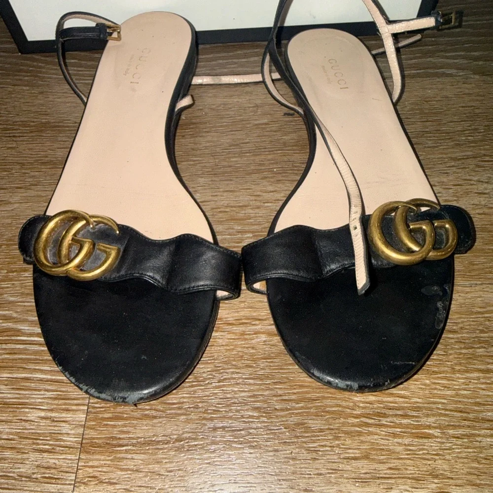 Gucci Black and Gold Women's Sandals - Picture 1 of 5